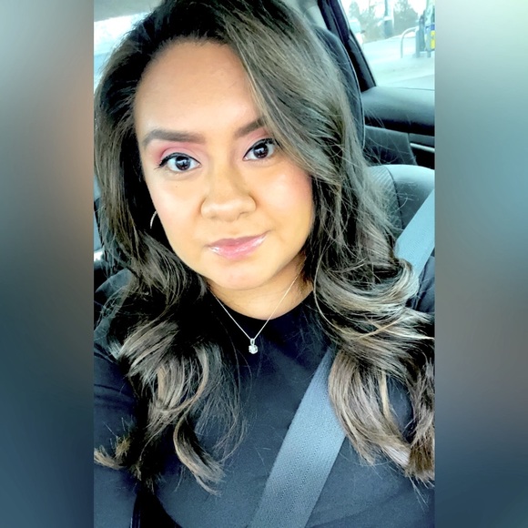 Get to know me! 🤗 - Picture 1 of 3